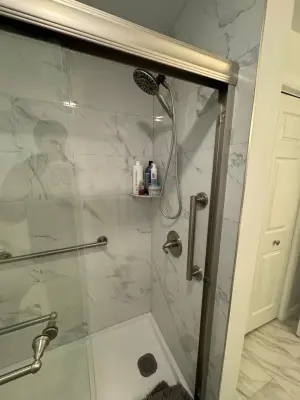 Linda's Restroom — Kitchen Remodeling project by Image Interiors