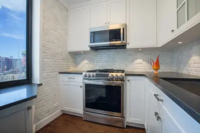 Contemporary Kitchen Makeover — Kitchen Remodeling project by Eastside Design & Build Inc.