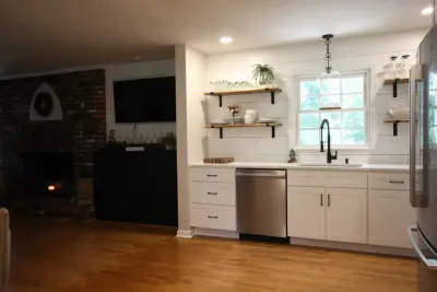 Contemporary but Enduring — Kitchen Remodeling project by DreamMaker Bath & Kitchen Of East Georgia
