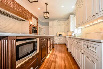Family Kitchen in Myers Park with Traditional Style — Kitchen Remodeling project by Hopedale Builders, Inc.