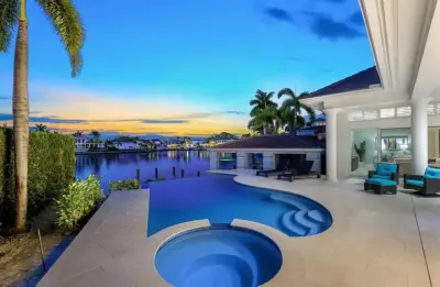 Simplify Home - Custom Cabinets & Cabinetry in Naples, FL