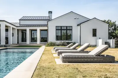Blue Horse Building & Design - Custom Home Builders in Dripping Springs, TX