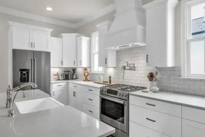 Contemporary Kitchen at Berry Farms — Custom Home Builders project by Southern Hills Construction