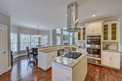 Beth Lane Renovation by Evolution Builders