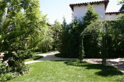 W Garett Carlson, ASLA - Garden Remodeling in Beverly Hills, CA