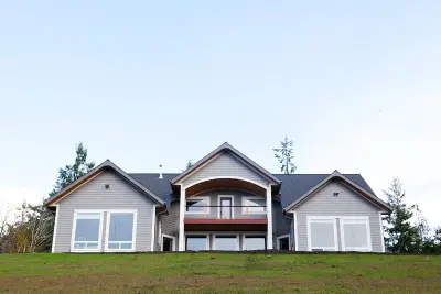 Je Builders - Commercial Construction Services in Bandon, OR