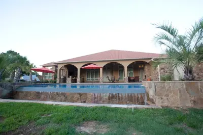 Carlyle Homes - Flooring Installation Services in Troup, TX