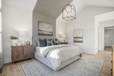 Charleston II Contemporary Hill Country: Ravenna, OH — Custom Home Builders project by Schumacher Homes