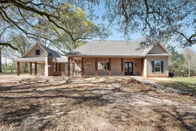 Country Zephyr — Custom Home Builders project by 110 Builders