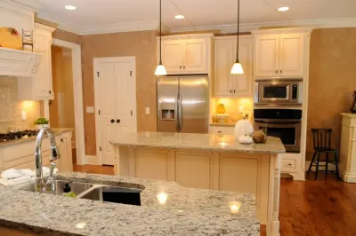 Bennie Jones Construction - Custom Cabinets & Cabinetry in Bowling Green, KY