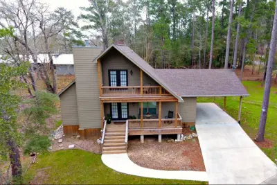 Goehrs Builders, Inc. - Insulation Installation in Coldspring, TX