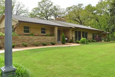 Decker and Sons Inc - Custom Home Builders in Tupelo, MS