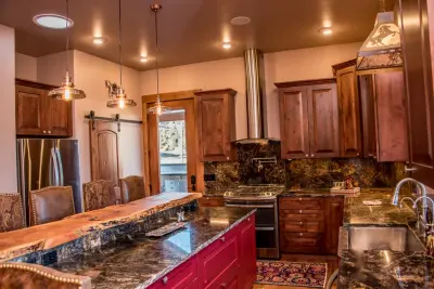 Elbert Avenue — Custom Home Builders project by Hart Construction