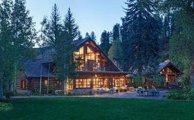 Elegant Timber Estate — Custom Home Builders project by Veritas Fine Homes Inc