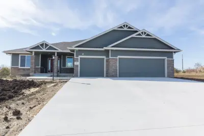Outdoor Facade Gallery — Custom Home Builders project by Dultmeier Homes Inc
