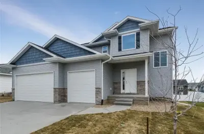 Martin Combs Custom Homes LLC - Patio Design & Installation in Marion, IA