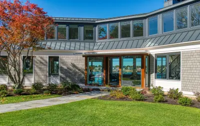 Foster Avenue — Custom Home Builders project by Saltsman Brenzel, Inc.