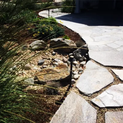 Low maintenance California friendly garden by Alford's English Gardens Inc