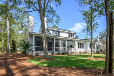 Harrison II - 19 Gregorie Neck Road — Custom Home Builders project by Front Light Building Co.