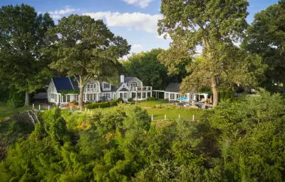 Severn River Residence — Custom Home Builders project by Mueller Homes Inc