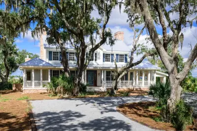 Intercoastal Waterway — Custom Home Builders project by Glenn Layton Homes