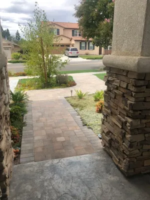 Printz Residence - Large Putting green, backyard turf, and landscaping by Allstate Landscape & Southwest Greens