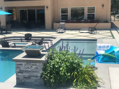 Newman residence - West Hills Landscape and Pool Turf by Allstate Landscape & Southwest Greens