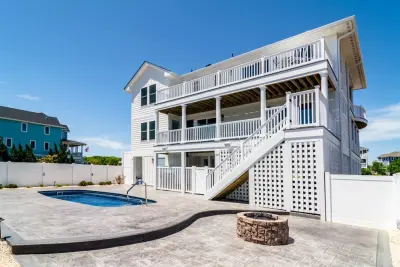 Hawk Haven Custom Vacation Home — Custom Home Builders project by SAGA Realty & Construction
