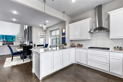 Smart Remodeling LLC - Flooring Installation Services in Houston, TX
