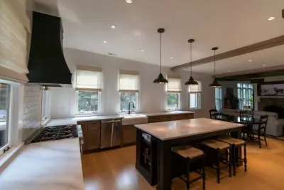 CS Summit Contracting - Flooring Installation Services in Glendale, AZ
