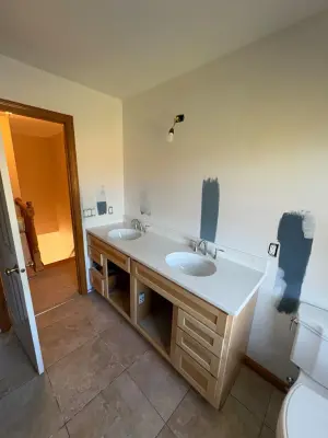 Flintlocke Construction LLC - Flooring Installation Services in Warren, MA