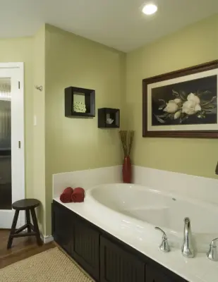 Jones Restroom — Kitchen Remodeling project by Servant Remodeling