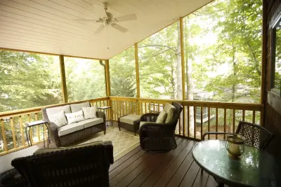 Redline Construction and Renovation - Countertop Installation Services in Earlysville, VA