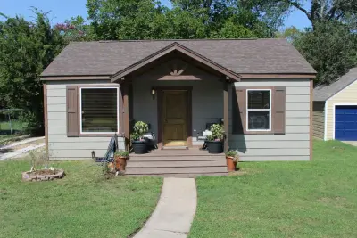 Viaduck Construction LLC - Insulation Installation in College Station, TX