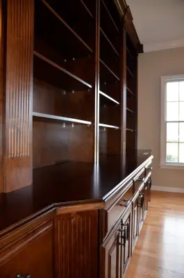 H & R Homes Remodeling Inc - Roofing & Gutter Services in Wilbraham, MA