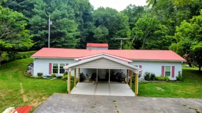 White Oak Creek Construction LLC - Landscape Construction in Stewart, TN