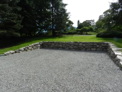 Retaining Wall and Driveway — Landscape Construction project by Bolton Landscape Design & Masonry Inc in Wilton
