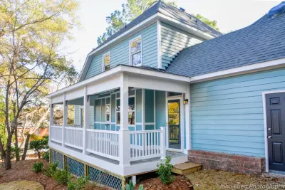 Community Swap — Home Renovation & Remodeling Services project by DocWild's