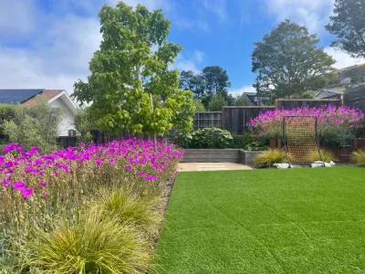 Corte Madera Hillside Rear Garden — Landscape Construction project by Bon Terra Landscapes Inc. in Corte Madera