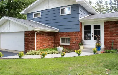 Ivy Lea Construction - Insulation Installation in North Tonawanda, NY