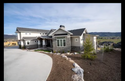 Boulder Landscaping - Outdoor Lighting Installation in Bluffdale, UT