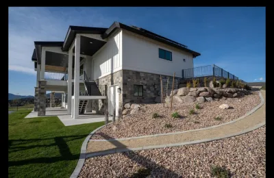 Boulder Landscaping - Outdoor Lighting Installation in Bluffdale, UT
