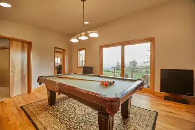 Rainbow Valley Design & Construction - Custom Home Builders in Eugene, OR