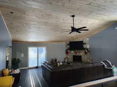 Right Price Home Solutions - Flooring Installation Services in Gardiner, ME