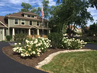 C.R. Nelson Landscaping - Seasonal Yard Cleaning in Lincolnshire, IL