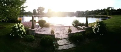 C.R. Nelson Landscaping - Seasonal Yard Cleaning in Lincolnshire, IL