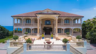 Bella Custom Builders - Roofing & Gutter Services in Satellite Beach, FL