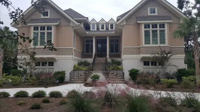 Lee Residence — Landscape Construction project by Carolyn's Landscaping, Inc. in Hilton Head Island