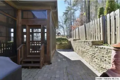 RE Garrison Enterprises LLC - Flooring Installation Services in Vestavia Hills, AL