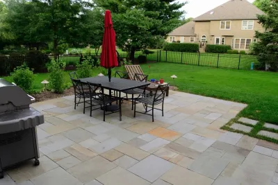Naperville Private Residence Landscape by CB Conlin Landscapes Inc.